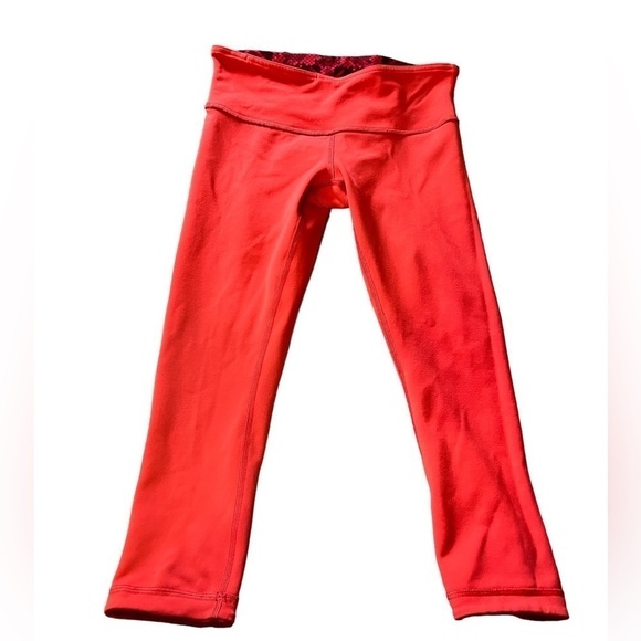 Lululemon Wunder Under Crop III *Reversible - Picture 8 of 8